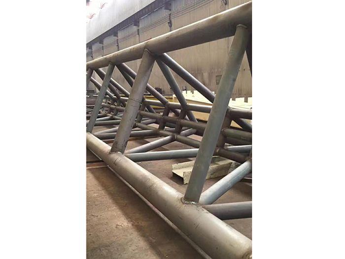 H型鋼梁、格構(gòu)柱